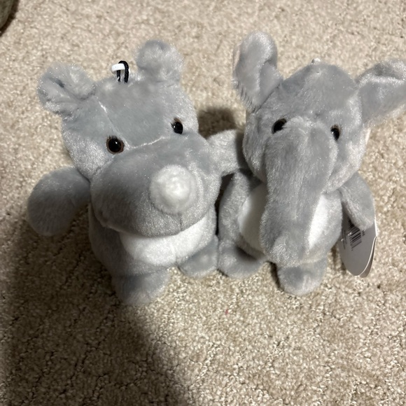 wish pets Other - Wish Pets Set of 2 Plush Elephant and Rhino 6”
